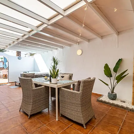 וילה Casa Dyala, *