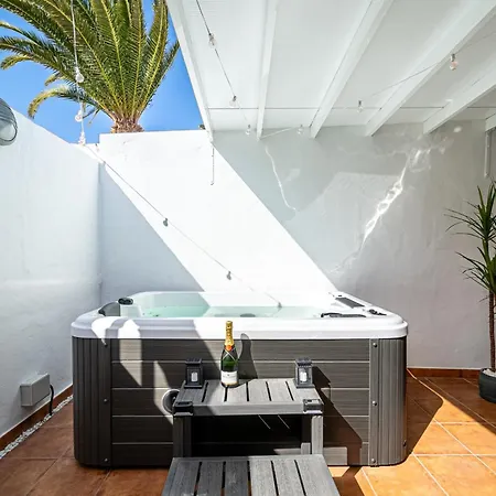 Casa Dyala, Puerto del Carmen (Lanzarote)