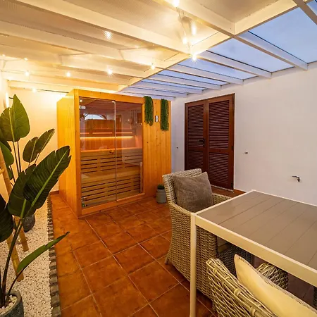 Casa Dyala, Βίλα *