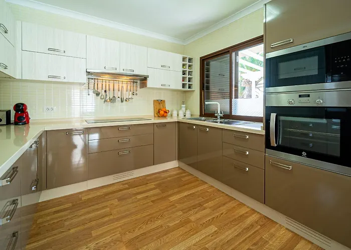 Casa Dyala, * Πουέρτο Ντελ Κάρμεν