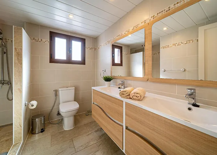 Casa Dyala, Βίλα *